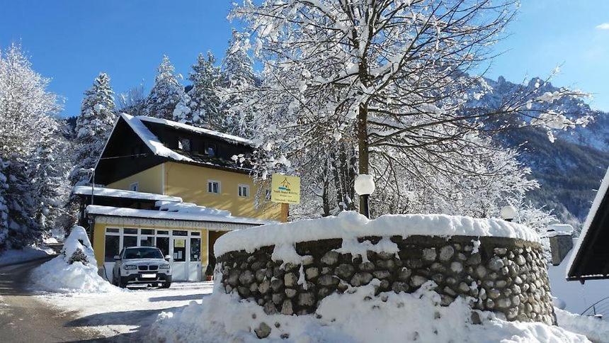 Rooms Barovc By The Lake Jasna Kranjska Gora Exterior photo The town hall in Saint-Gervais