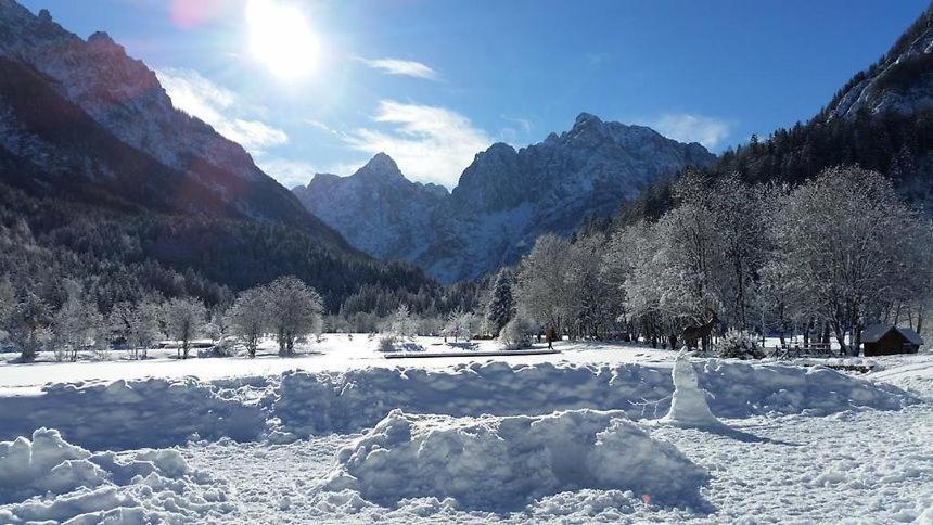 Rooms Barovc By The Lake Jasna Kranjska Gora Exterior photo The Karpathian Mountains